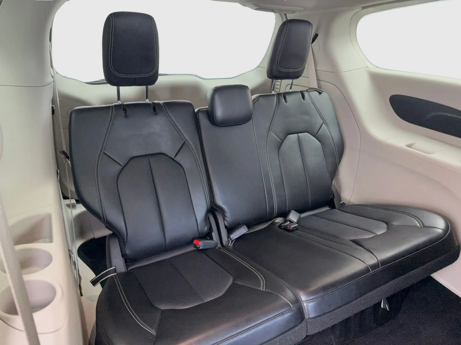 2024 Chrysler Pacifica PHEV Select - Photo 43