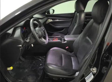 More photos of 2021 Mazda Mazda3 Premium at Gulliver Auto Group, TX