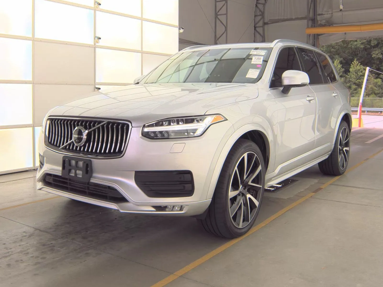 Silver 2021 Volvo XC90 T6 Momentum for sale in Plano, TX