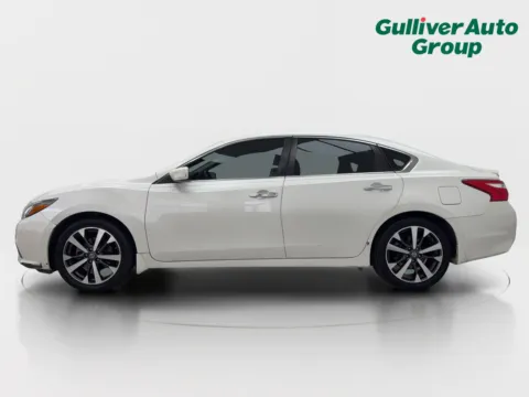Another view of 2016 Nissan Altima 2.5 SR for sale in Plano, TX at Gulliver Auto Group