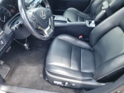 More photos of 2017 Lexus CT 200h at Gulliver Auto Group, TX
