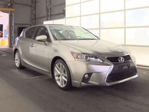 More photos of 2017 Lexus CT 200h at Gulliver Auto Group, TX