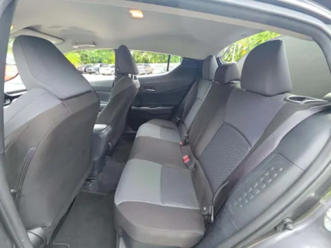 More photos of 2020 Toyota C-HR LE at Gulliver Auto Group, TX