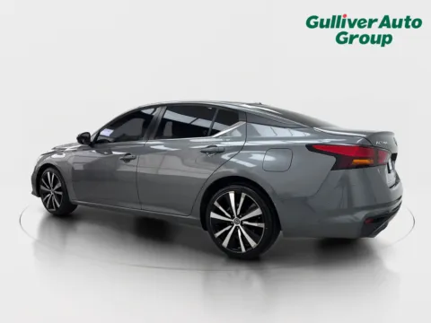 More photos of 2022 Nissan Altima 2.5 SR at Gulliver Auto Group, TX