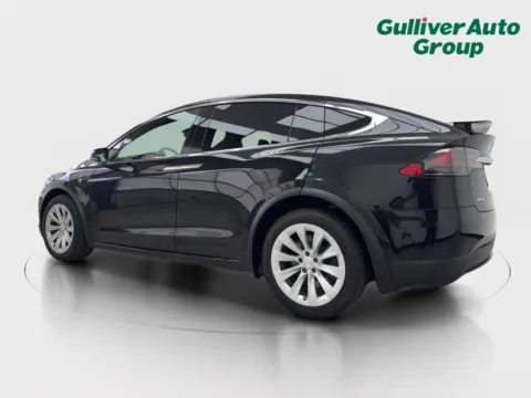 More photos of 2018 Tesla Model X 75D at Gulliver Auto Group, TX