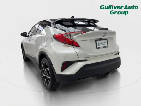 More photos of 2020 Toyota C-HR XLE at Gulliver Auto Group, TX