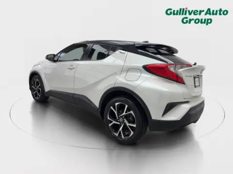 More photos of 2020 Toyota C-HR XLE at Gulliver Auto Group, TX