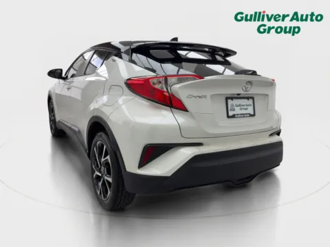 More photos of 2020 Toyota C-HR XLE at Gulliver Auto Group, TX