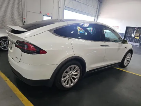Photos of 2018 Tesla Model X 75D for sale in Plano, TX at Gulliver Auto Group