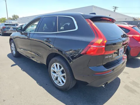 Photos of 2019 Volvo XC60 T5 Momentum for sale in Plano, TX at Gulliver Auto Group