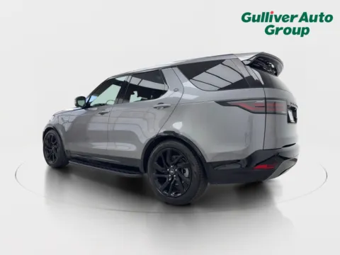 More photos of 2023 Land Rover Discovery S R-Dynamic at Gulliver Auto Group, TX