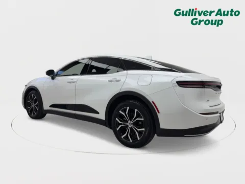 More photos of 2023 Toyota Crown Limited at Gulliver Auto Group, TX