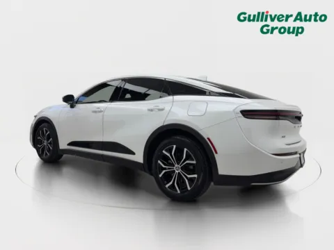 More photos of 2023 Toyota Crown Limited at Gulliver Auto Group, TX