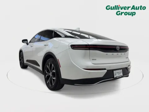 More photos of 2023 Toyota Crown Limited at Gulliver Auto Group, TX