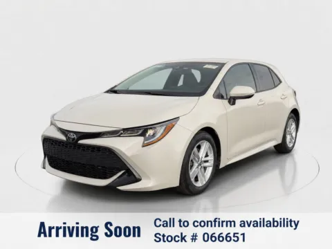 White 2019 Toyota Corolla Hatchback SE for sale in Plano, TX