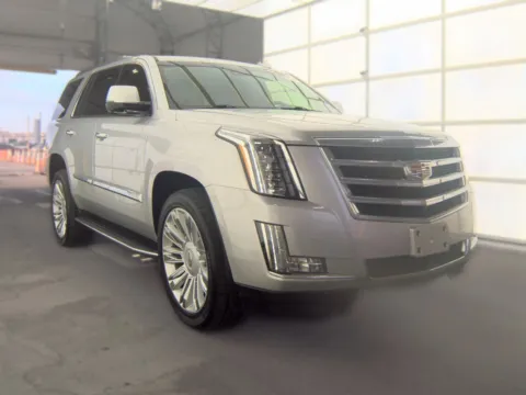 More photos of 2016 Cadillac Escalade Luxury at Gulliver Auto Group, TX