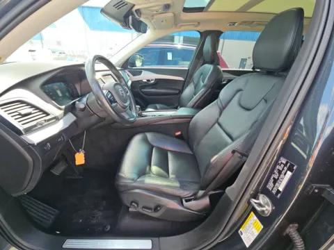 More photos of 2022 Volvo XC90 T5 Momentum at Gulliver Auto Group, TX