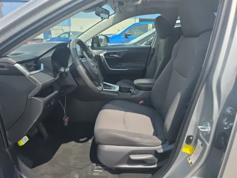 More photos of 2019 Toyota RAV4 XLE at Gulliver Auto Group, TX