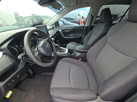 More photos of 2021 Toyota RAV4 XLE at Gulliver Auto Group, TX
