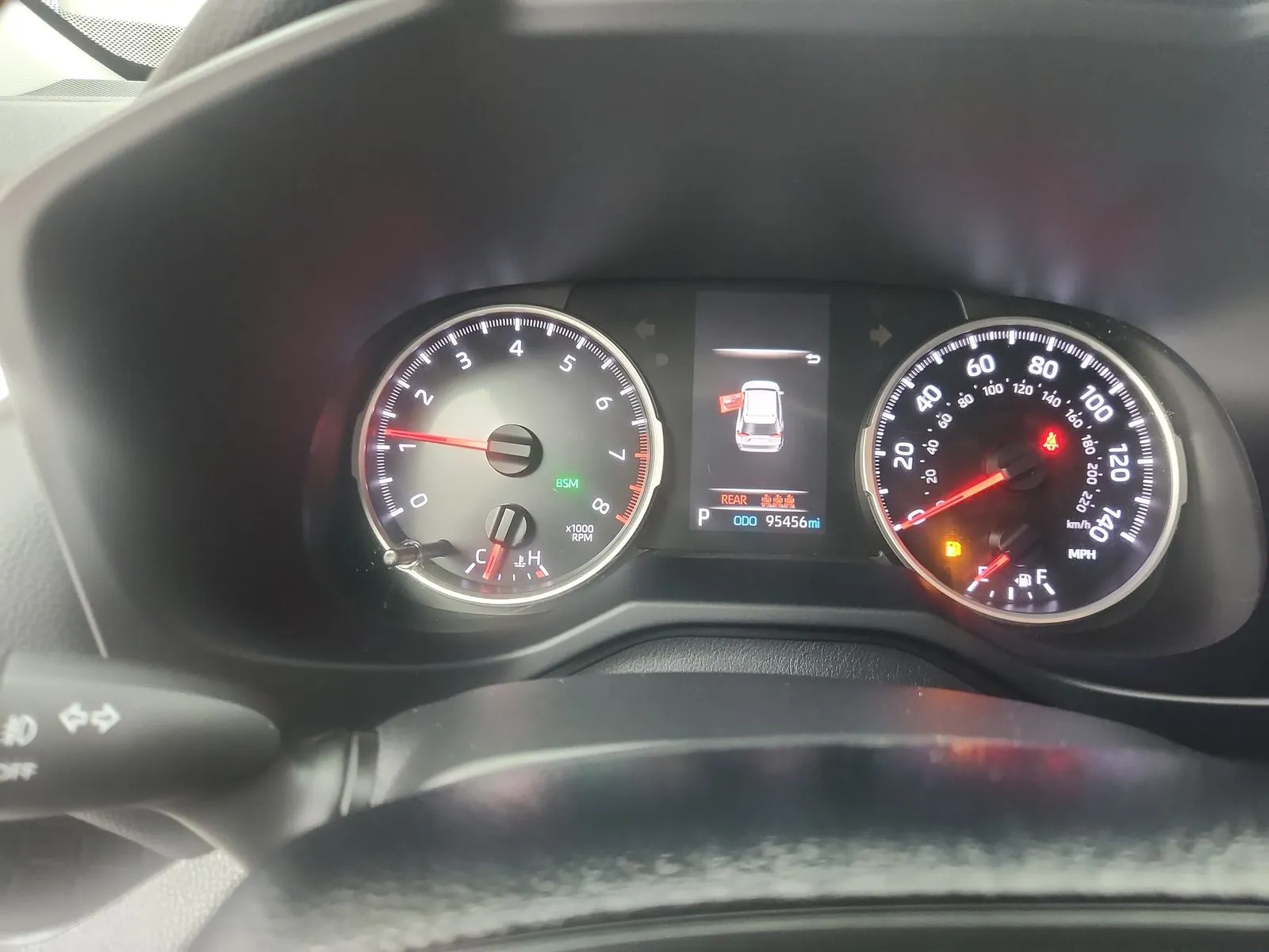 2021 Toyota RAV4 XLE - Photo 19