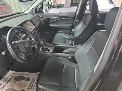 More photos of 2019 Honda Pilot EX-L at Gulliver Auto Group, TX
