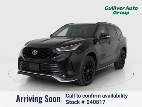 Photos of 2021 Toyota Highlander XSE for sale in Plano, TX at Gulliver Auto Group