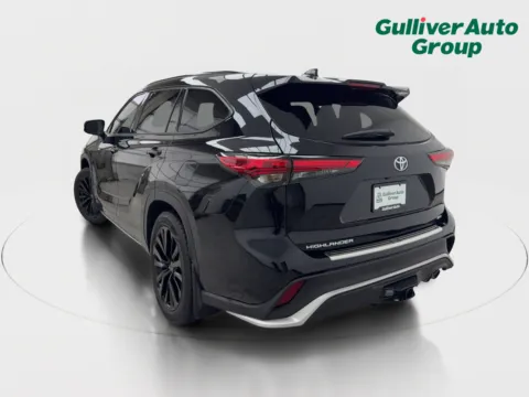 More photos of 2021 Toyota Highlander XSE at Gulliver Auto Group, TX