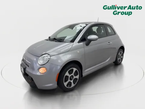 Photos of 2019 Fiat 500e Battery Electric for sale in Plano, TX at Gulliver Auto Group