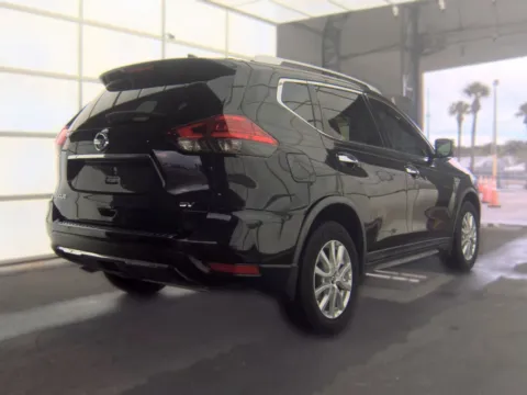 More photos of 2018 Nissan Rogue SV at Gulliver Auto Group, TX