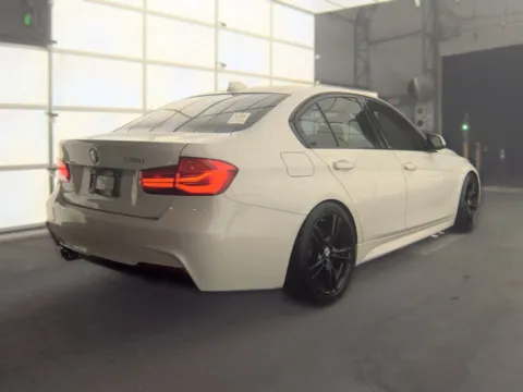 More photos of 2018 BMW 3 Series 330i at Gulliver Auto Group, TX