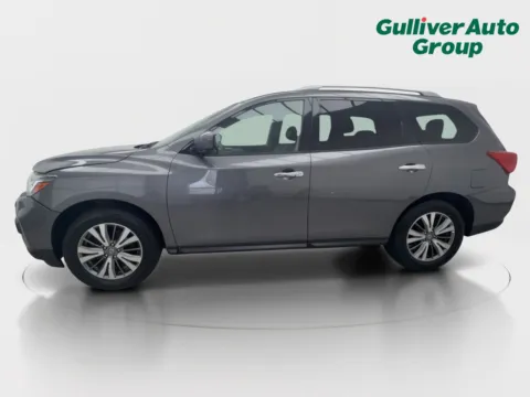 Photos of 2019 Nissan Pathfinder SL for sale in Plano, TX at Gulliver Auto Group