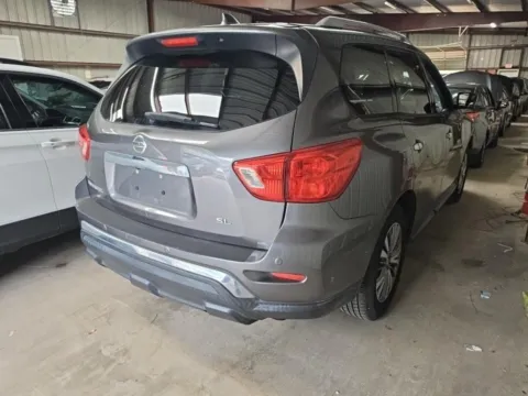 More photos of 2019 Nissan Pathfinder SL at Gulliver Auto Group, TX