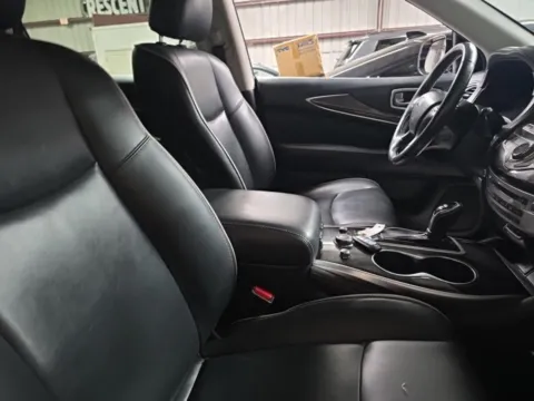More photos of 2020 INFINITI QX60 PURE at Gulliver Auto Group, TX