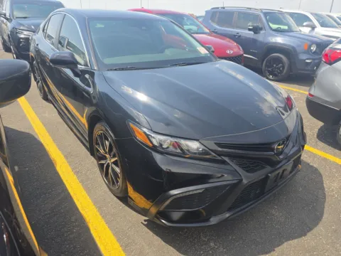 More photos of 2023 Toyota Camry SE at Gulliver Auto Group, TX