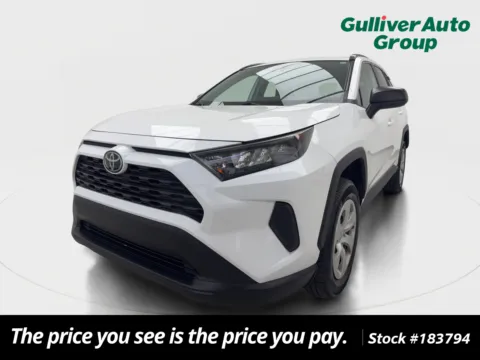 White 2021 Toyota RAV4 LE for sale in Plano, TX