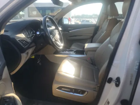 More photos of 2019 Acura MDX 3.5L Technology Pkg w/Entertainment Pkg at Gulliver Auto Group, TX