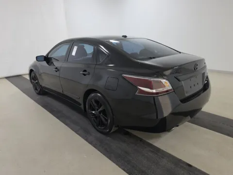 Photos of 2015 Nissan Altima 2.5 SV for sale in Plano, TX at Gulliver Auto Group