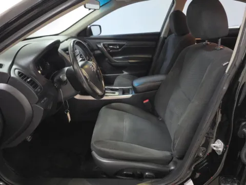 More photos of 2015 Nissan Altima 2.5 SV at Gulliver Auto Group, TX