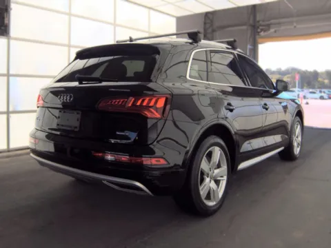 Another view of 2019 Audi Q5 2.0T Premium for sale in Plano, TX at Gulliver Auto Group