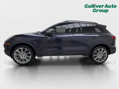 Another view of 2018 Porsche Cayenne Platinum Edition for sale in Plano, TX at Gulliver Auto Group