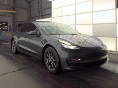 More photos of 2022 Tesla Model 3 Long Range at Gulliver Auto Group, TX