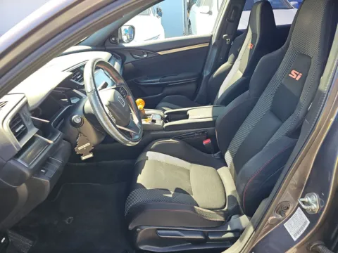 More photos of 2018 Honda Civic Si at Gulliver Auto Group, TX