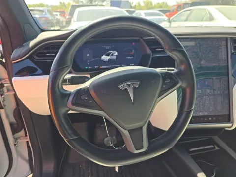 More photos of 2018 Tesla Model X 75D at Gulliver Auto Group, TX