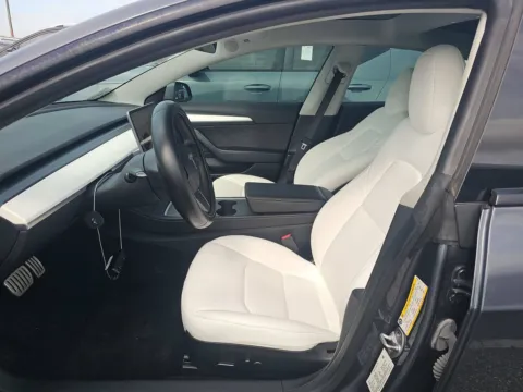 More photos of 2023 Tesla Model 3 Performance at Gulliver Auto Group, TX
