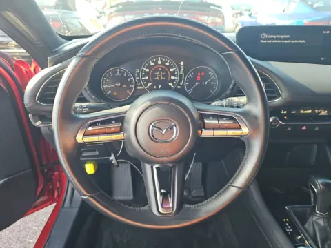 More photos of 2019 Mazda Mazda3 at Gulliver Auto Group, TX