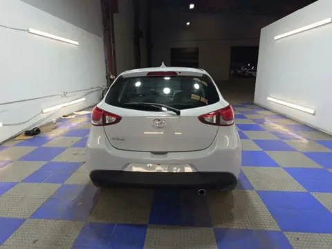 More photos of 2020 Toyota Yaris LE at Gulliver Auto Group, TX