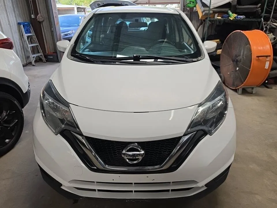 2019 Nissan Versa Note SV - Photo 2