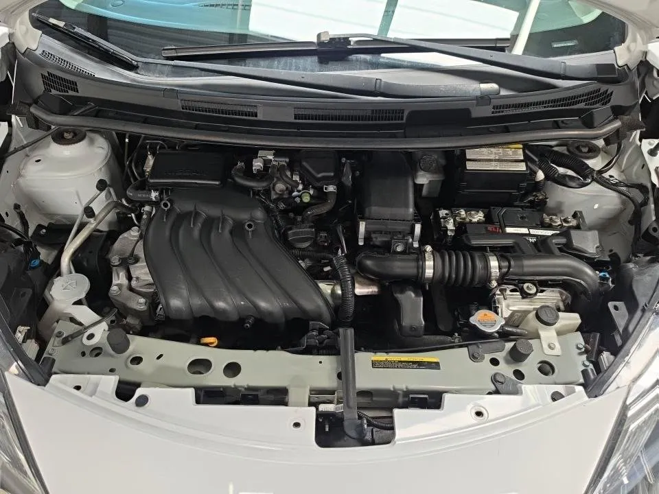 2019 Nissan Versa Note SV - Photo 7