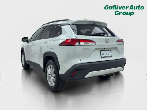 More photos of 2023 Toyota Corolla Cross LE at Gulliver Auto Group, TX