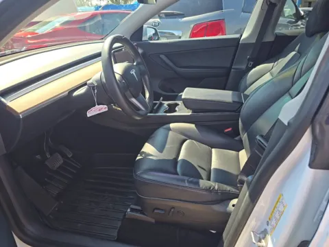More photos of 2020 Tesla Model Y Long Range at Gulliver Auto Group, TX